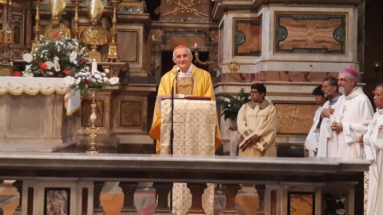 El cardenal Zuppi celebra la Santa Misa en la memoria litúrgica de San Agustín.