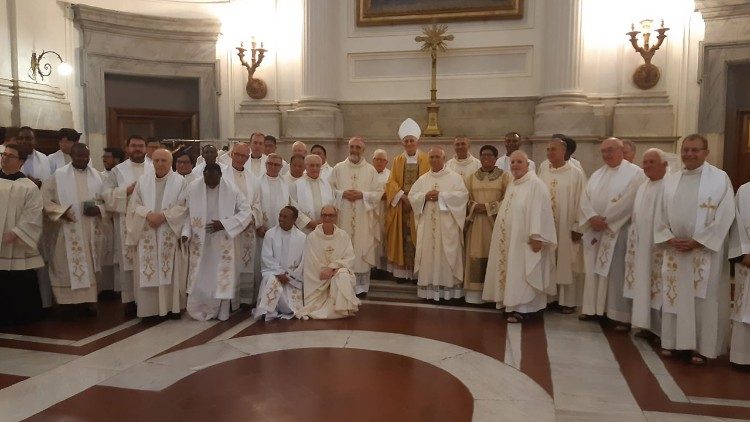 I concelebranti della Messa nella memoria liturgica di Sant'Agostino 