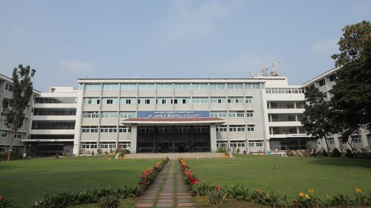 Academia Nacional de Ciências da Saúde de St. John, Bengaluru (por concessão dos Arquivos Digitais da Academia Nacional de Ciências da Saúde de St. John)