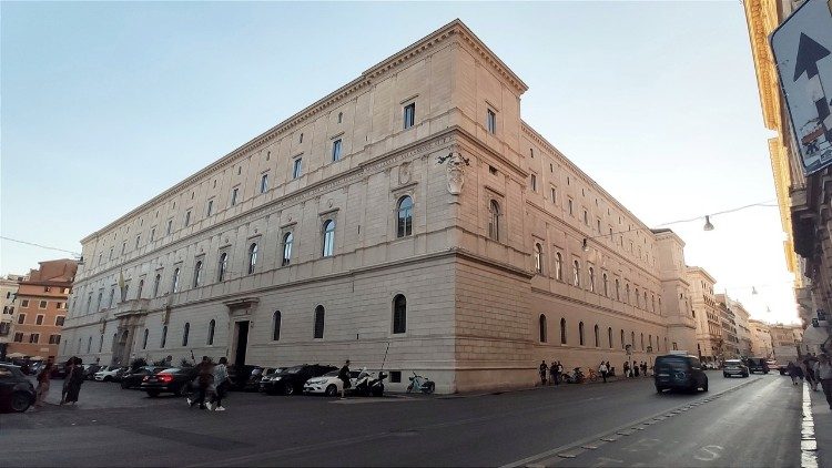 Im Palazzo della Cancelleria in Rom ist der Sitz der Apostolischen Pönitentiarie