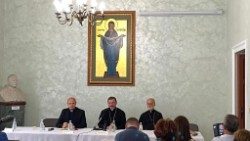 Major Archbishop Shevchuk speaks at the press conference concluding the Synod 