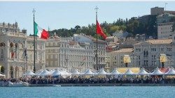 Vue sur Trieste, capitale de la région du Frioul-Vénétie julienne, au nord-est de l'Italie.