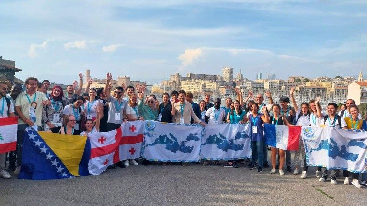 Junge Teilnehmer am Mittelmeer-Treffen