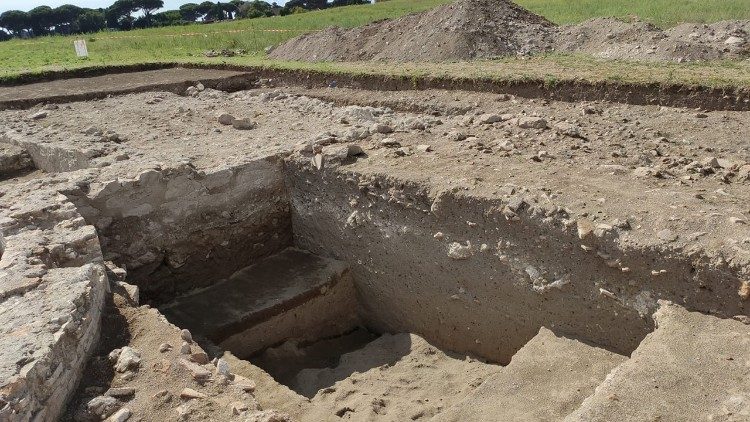 Ein Detail der Ausgrabungen unter dem ursprünglichen Fußbodenniveau