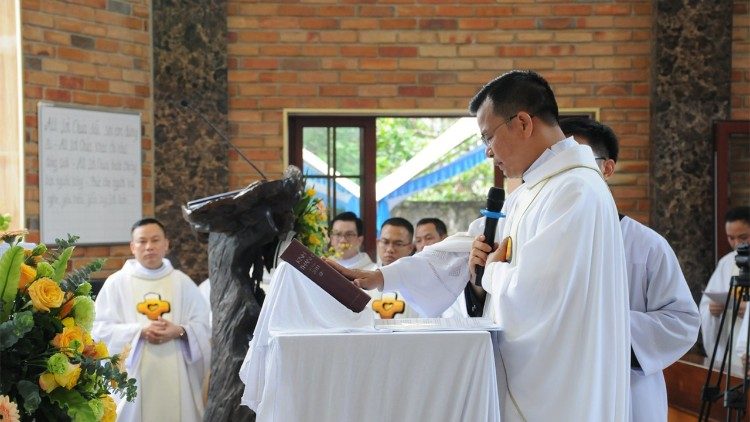 2023.09.29 Chiesa cattolica Vietnam