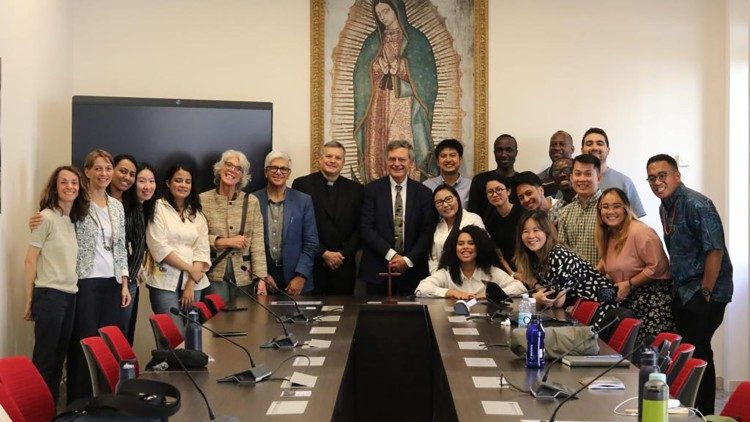 The young people during their visit to the Dicastery for Communication