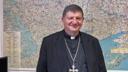 Il vescovo Vitalij Skomarovskyj, ordinario di Lutsk (dei latini in Ucraina