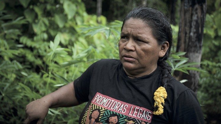 
                    Guardiães da Floresta Tropical: filme italiano traz testemunho de líderes indígenas brasileiras
                