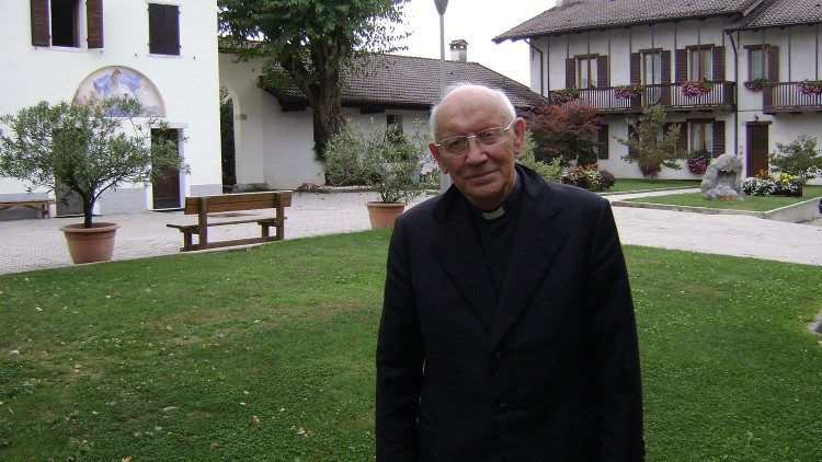 Don Pietro Bez oggi, 92 enne ospite del Centro "Papa Luciani" di Santa Giustina