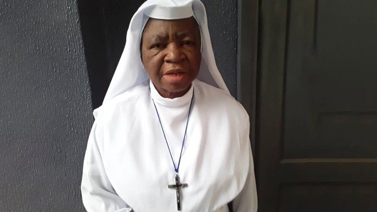 Sœur Mary Cornelia Nwaturuocha, fondatrice de l'Association des veuves de Sainte-Rita, Nigeria