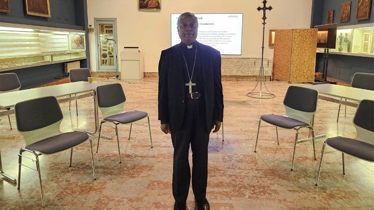 Bejoy Nicephorus D’Cruze, Erzbischof von Dhaka