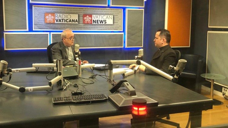 Padre Emilio Martínez, religioso carmelita, en el programa Estudio 9 – Radio Vaticana