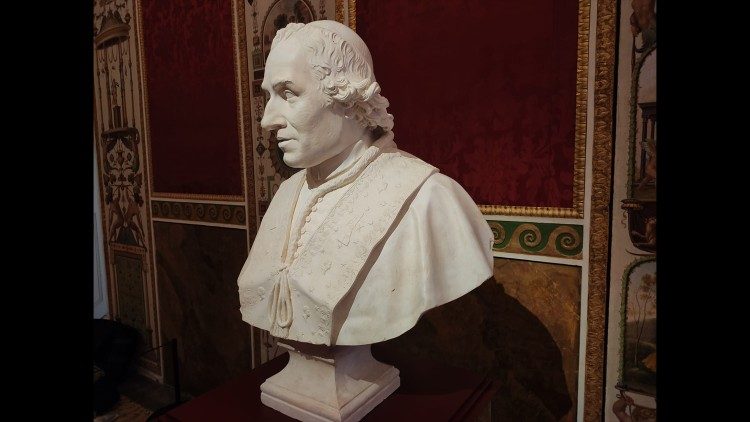 A. Canova, Busto de Pío VII, siglo XIX, yeso, Museos Vaticanos, Salón de las Damas.