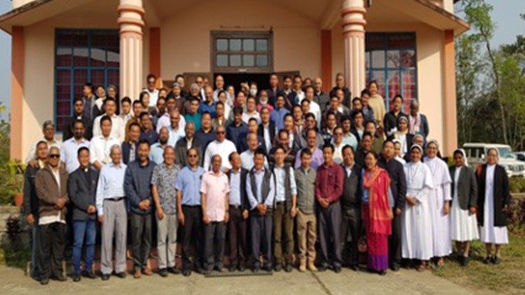 Reunião pré-sinodal na diocese de Kohima 