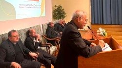 कार्डिनल फिलीप नेरी फेर्राओ रोम में भारत की कलीसियाई समुदाय को सम्बोधित करते हुए