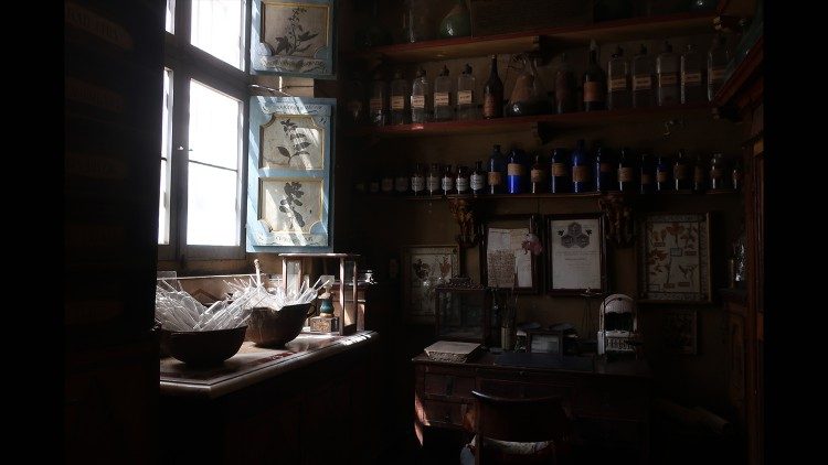L'antica farmacia di Santa Maria della Scala - Foto di A. Poce