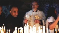 O Cardeal Pizzaballa, Patriarca Latino de Jerusalém, durante a Vigília de todas as igrejas da Terra Santa pela paz
