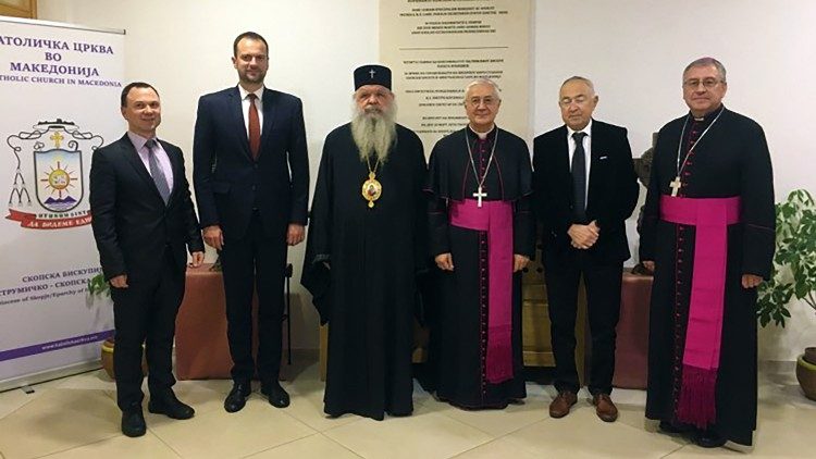 2023.11.23 Il Nunzio Apostolico Luciano Suriani incontra il Consiglio Interreligioso della Macedonia del Nord