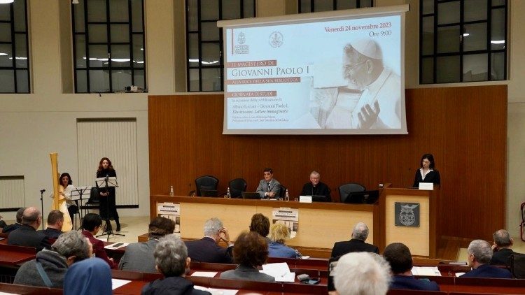Një çast nga kuvendimi në Universitetin Papnor Gregorian
