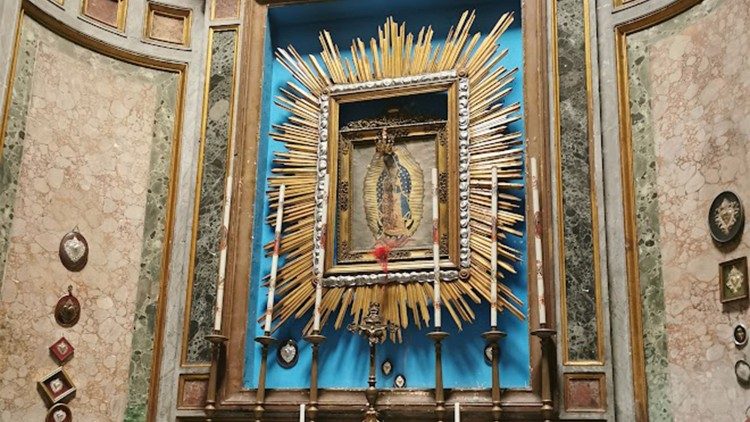Una pintura de 1767, de autor anónimo de la Virgen de Guadalupe que se encuentra en la Basílica romana de San Nicola in Carcere.
