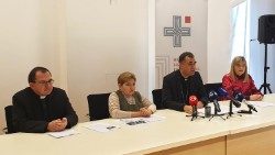 U sjedištu HBK u Zagrebu održana je konferencija za novinare ususret Međunarodnom danu osoba s invaliditetom koji će biti obilježen 3. prosinca
