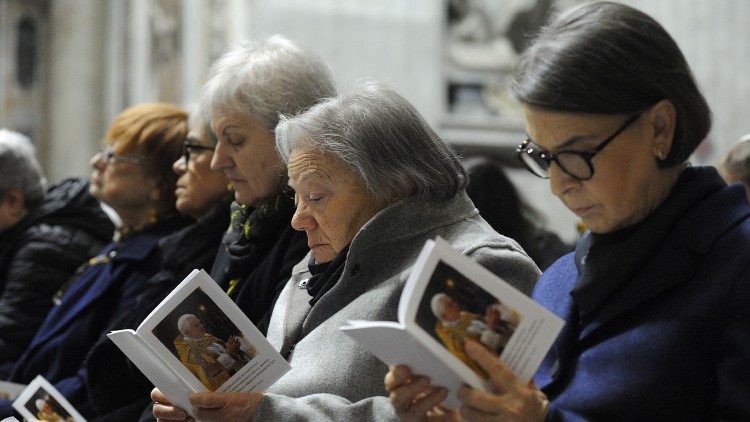 [ Photo Embed: Die Schwestern der  "Memores Domini", die viele Jahre den Haushalt des emeritierten Papstes Benedikt XVI. führten