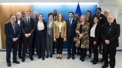 Le Conseil des jeunes de la Méditerranée au Parlement européen de Bruxelles, le 3 avril 2024. 