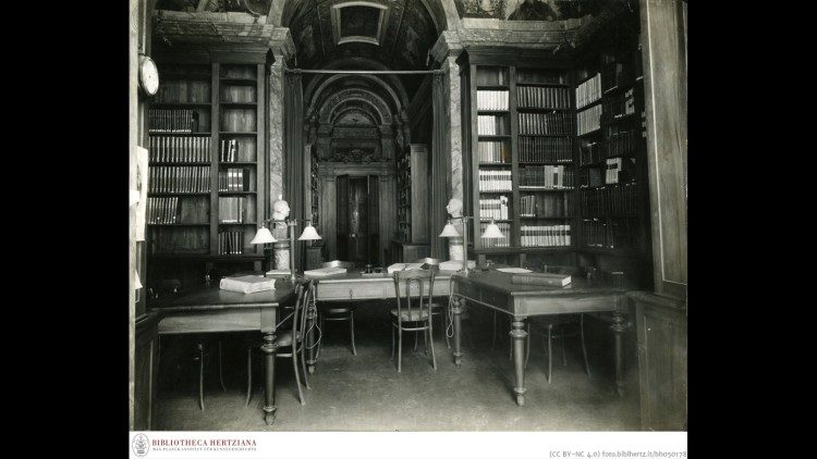 Hertziana Library - Vintage photo