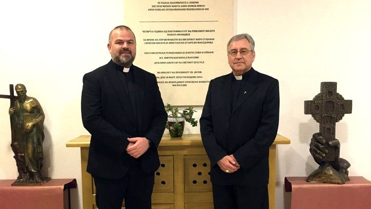2024.04.17 Mons. Stojanov ha incontrato padre Sebastijan Sujević, provinciale della provincia croata di Isusovci