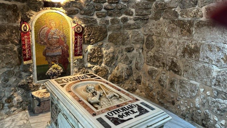 Ze starověkého Lodu, města svatého Jiří, přejí papeži k svátku - Vatican  News