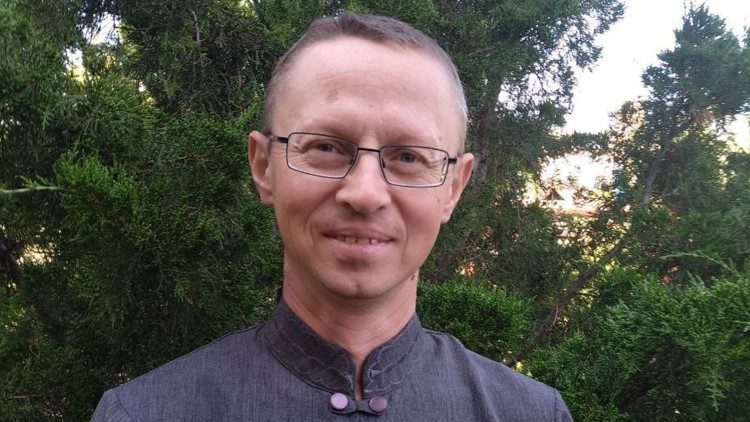 Padre Roman Montetskyi, capelão e psicólogo do hospital Liubashivka