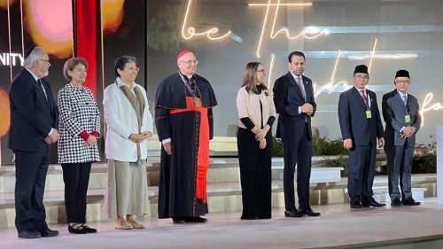 El Papa a ganadores del Premio Zayed: “Sigan sembrando esperanza"