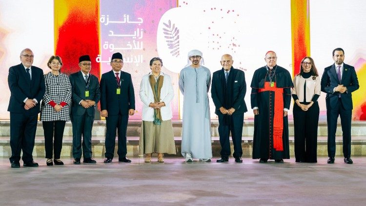 Los nuevos galardonados con el Premio Zayed entran a formar parte de una red de cooperación interinstitucional y se convierten en embajadores de la Fraternidad Humana.
