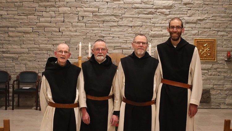 Les quatre frères formant la communauté cistercienne de Munkeby.