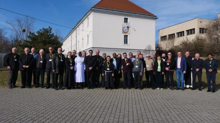 Popiežiškųjų misijų draugijų Europos direktorių susitikimas Budapešte