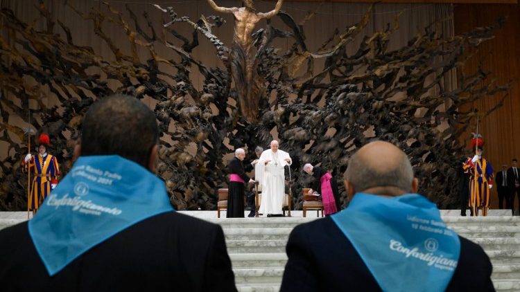 Encuentro del Papa con los miembros de la confederación italiana "Confartigianato". (VATICAN Media Divisione Photo)