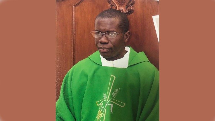  Mgr Victor Ndione, nouvel évêque de Nouakchott en Mauritanie