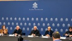 Konferencja prasowa Papieskiej Akademii Życia