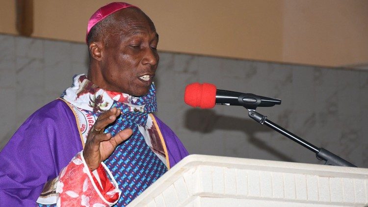 
                    Nigeria: Pray daily with your episcopal motto, says Bishop Uzoukwu.
                