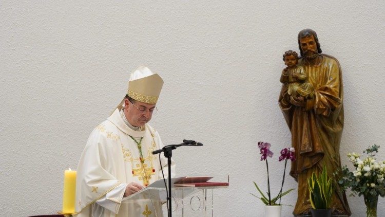 Biskup Šaško slavio euharistiju za Sinodu te za žrtve ratova u Ukrajini i Svetoj zemlji