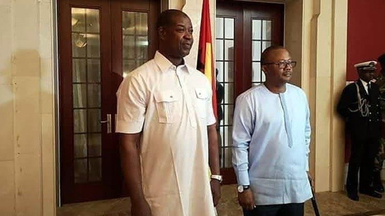 
                    Guiné-Bissau. Nabian se demite por falta de diálogo do Presidente Umaro Embaló
                
