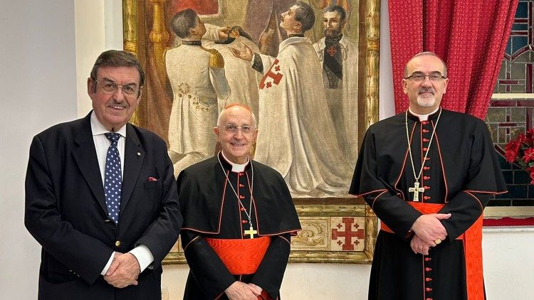 Cardeal Filoni com o cardeal Pizzaballa e o embaixador Visconti di Modrone em Jerusalém