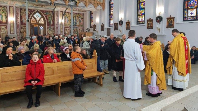 Vigilia pascual en Zaporizhzhia con el nuncio Kulbokas