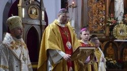 Le nonce apostolique apostolique en Ukraine,  Mgr Visvaldas Kulbokas, lors d'une célébration eucharistique. 
