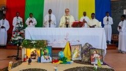 Celebração da Missa, na Arquidiocese da Beira,  no dia da Epifania e da Infância e Adolescença Missionaria