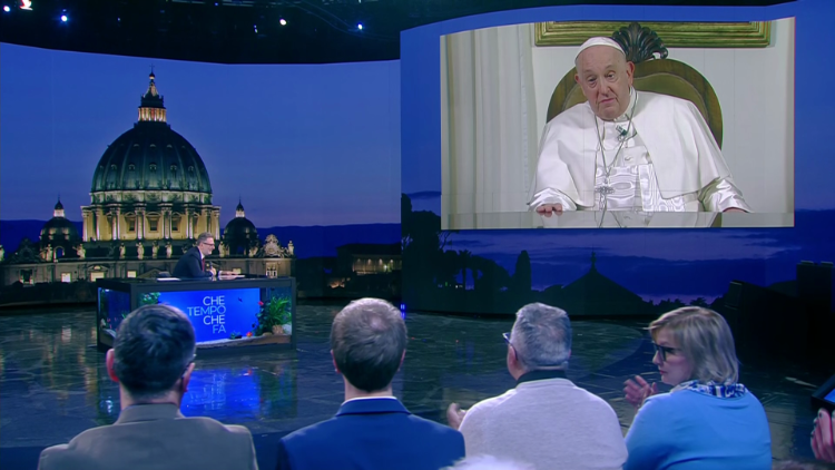 Papa za vrijeme intervjua u emisiji "Che tempo che fa"
