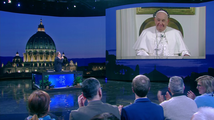 Pápež František počas online živého rozhovoru v programe "Che tempo che fa" (14. jan. 2024)