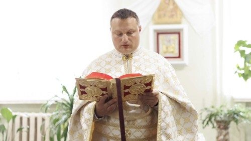 Le père Myron Horbovyj, aumônier militaire en Ukraine. 
