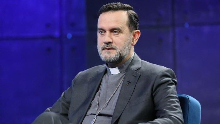 Imzot Gjergj Meta: Kisha në Shqipëri e inteligjenca artificiale - Vatican  News