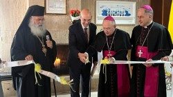 المطران بينيا بارا يفتتح مقرر السفارة البابوية الجديدة في قبرص